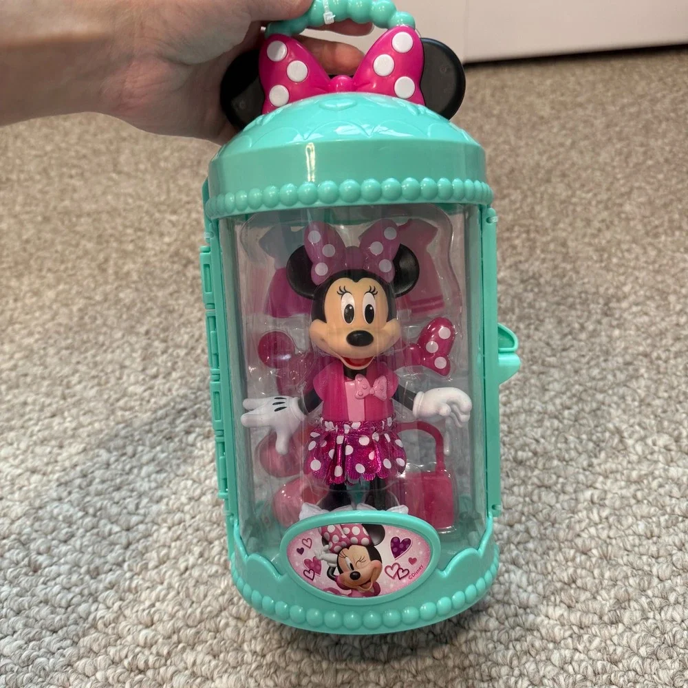 Disney Minnie Mouse Fabulous‎ Fashion Doll Playset 14 Pieces Accessories